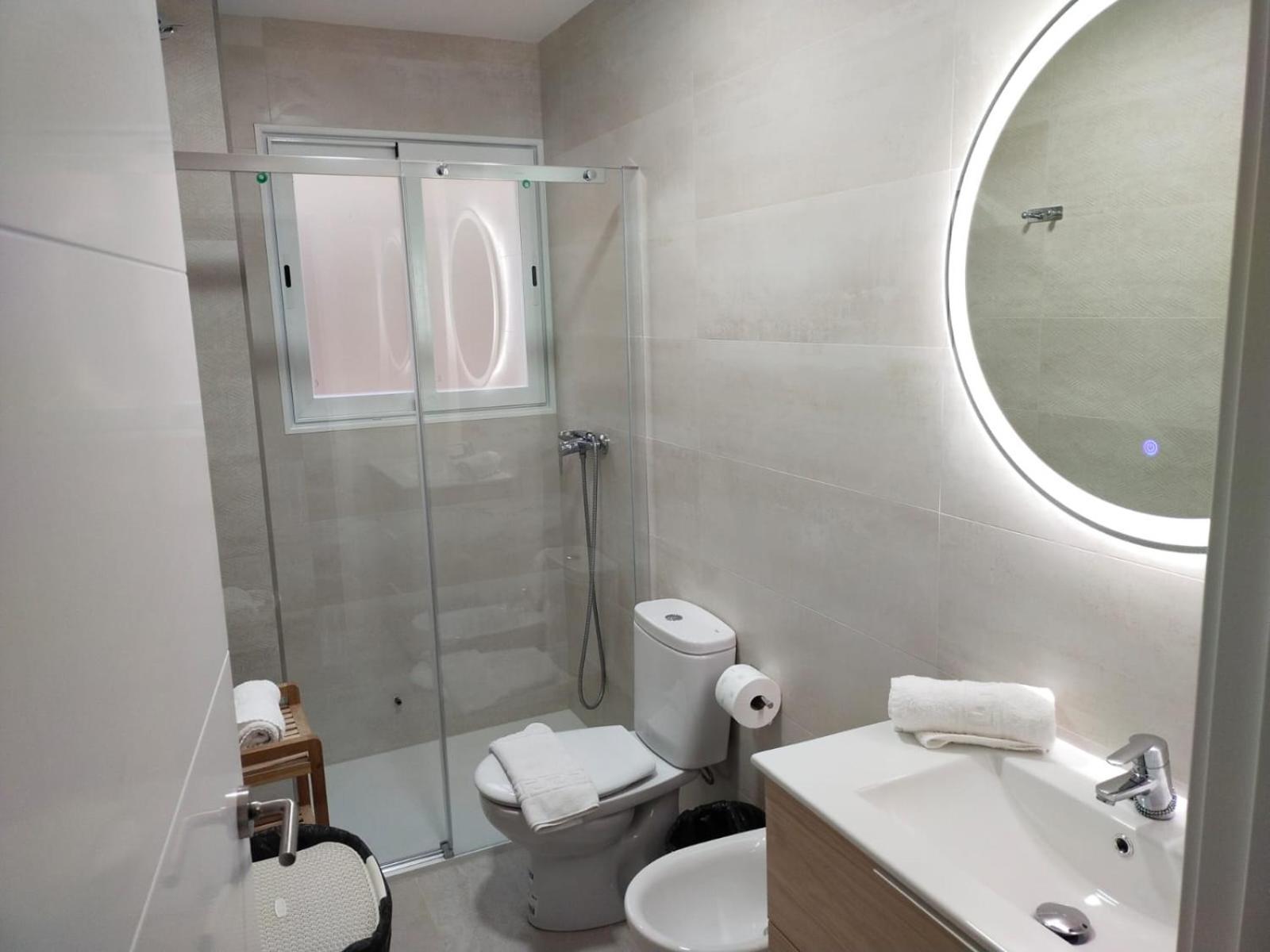 Apartamento 1º Linea Playa Torrenueva, Motril, Granda トレヌエバ 部屋 写真